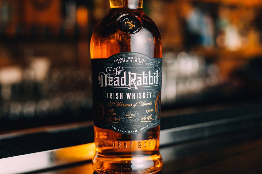 Oslavte Den svatého Patrika s irskou whiskey The Dead Rabbit